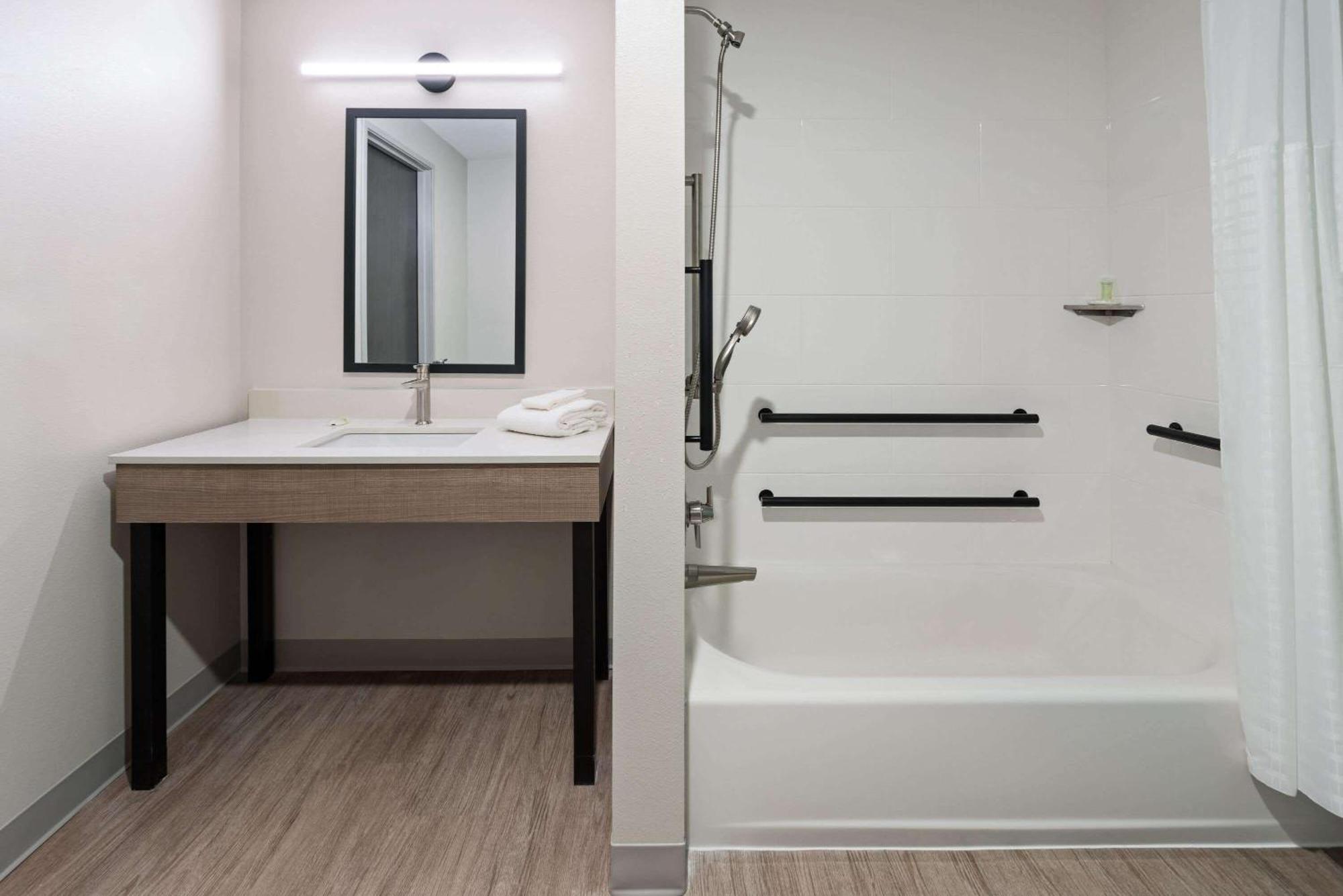 Echo Suites Extended Stay By Wyndham Richmond West Innsbrook Bagian luar foto